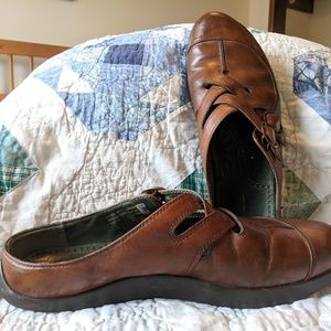 Kalso Earth Faithe slip on shoe